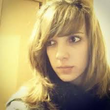 Mireya Domínguez (@Myre_89)