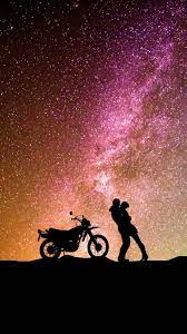 Couple Romantic Kiss Motorcycle 4k Ultra Hd Mobile Wallpaper Love Couple Wallpaper Love Wallpaper Couple Wallpaper