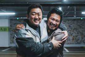 、青木崇高らとの思い出ショット公開 豪華面々に「アベンジャーズ」の声 | ENCOUNT さん