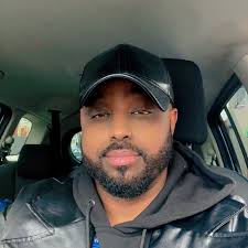 Feyenoord manager Arne Slot is the leading candidate to succeed Jürgen  Klopp at Liverpool, per multiple reports 🇳🇱