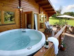 An amazing experience is waiting in west virginia. The 10 Best Log Cabins In Worcestershire Find Luxury Hot Tub Cabins