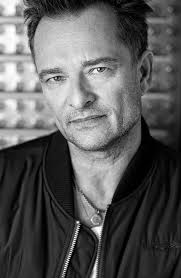 Nouvel album disponible « imagine un monde » en tournée en octobre 2021. David Hallyday Gerard Drouot Productions