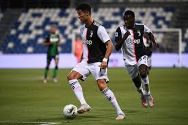 Де дзерби подписал контракт с «шахтером» (sassuolo news). Sassuolo Juventus Alex Sandro Salva Sarri Neroverdi Vicini All Impresa