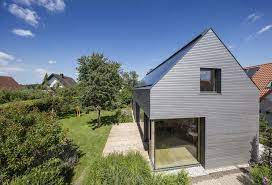 Einmal täglich besteht darüber hinaus eine direkte verbindung nach prag. Haus Huber Freising Bayerische Architektenkammer
