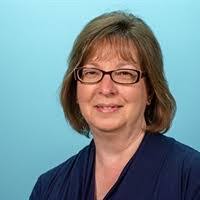 Kim Kasten's Instagram, Twitter & Facebook