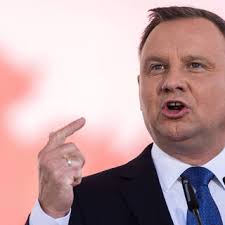 Сборные польши и россии проводят товарищеский матч. Prezident Polshi Nazval Rossiyu Nenormalnoj Stranoj Politika Mir Lenta Ru