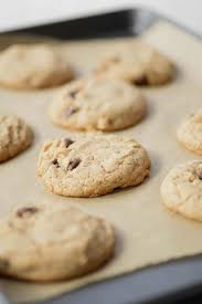 The Best Vegan And Gluten Free Chocolate Chip Cookies Delish Knowledge Recipe Spice Cookies Gluten Free Chocolate Sweet Recipes