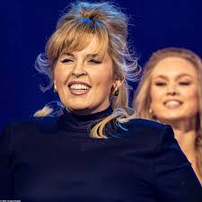 Karin Schimpf's Instagram, Twitter & Facebook