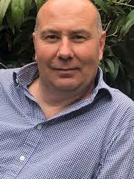 Ali Walls's Instagram, Twitter & Facebook