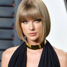 The suitable style for thin hair is short hair , medium curly hair or haircuts with curling straight at the ends of the hair. Short Bobs With Bangs For Thin Hair Novocom Top