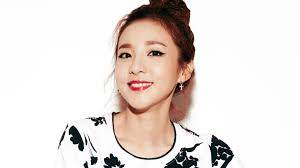 Sandara park joined yg in 2004, and after debuting with 2ne1 in 2009, she has shown impressive performance not only in music but also in various areas such as acting, fashion, beauty, and as an mc. Sandara Park S Life After 2ne1 What Is She Doing Now Channel K