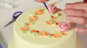 Torten Dekorieren Mit Fondant Https Www Makerist De Courses Torten Dekorieren Mit Fondant P Torten Dekorieren Geburtstagstorte Geburtstagstorte Selber Machen
