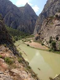 Bu doğa harikası yere ulaşım ile ilgili bilgiler vereceğim sizlere. Mutlaka Gormeniz Gereken 9 Kanyon Kultur Portali