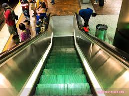 Most number of kisses i have seen in neal & nikki , the film was having more than 21 kisses. 7th Street Metro Center Station From Cruel Intentions Iamnotastalker