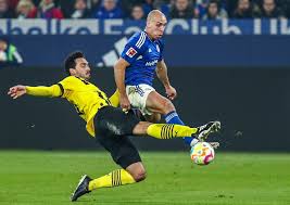 Ausgerechnet am Aufstiegs-Wochenende: Schalke 04 hat ein BVB-Problem!