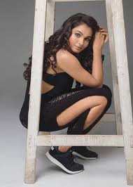Beauty Galore HD : Andrea Jeremiah Hot New photos In Black Revealing Dress