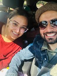 Victoria Hedges's Instagram, Twitter & Facebook