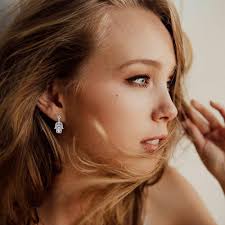 Amazon.com: Hamsa Evil Eye Earrings Bracelet Set Sterling Silver 925 Hand  of Fatima Good Luck Amulet Dangle Stud Protection Jewelry Gifts for Women  (Earrings): Clothing, Shoes & Jewelry