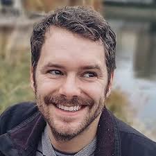 Amazon.com: Off Grid Living Bible: The Ultimate Beginners Guide to Become  Fully Self Sufficient in 7 Steps (Self Sufficient Living Book 2) eBook :  Stone, Bradley: Kindle Store