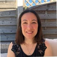 Rowena Sinclair's Instagram, Twitter & Facebook