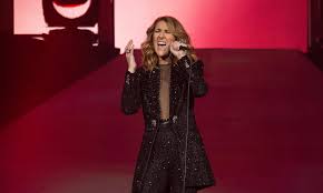 Céline dion est née le 30 mars 1968, à charlemagne, au québec, une petite ville à 50 km de montréal. Celine Dion Chante Main Dans La Main Avec Une Jeune Trisomique A Quebec Showbizz Net