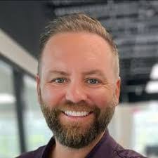 Dustin Shaw's Instagram, Twitter & Facebook