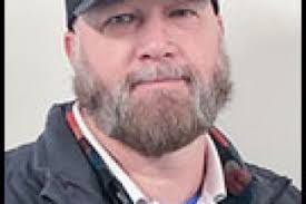 Todd Oliveira's Instagram, Twitter & Facebook