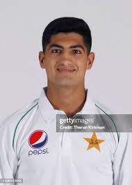 14 Photos & High Res Pictures