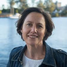 Danielle Stocks (DaniLStocks@)