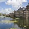 Buitenhof, is het wekelijkse discussieprogramma gezamenlijk gemaakt door vpro, avrotros en bnnvara. Https Encrypted Tbn0 Gstatic Com Images Q Tbn And9gcq5m Enifrsdycd3izhawdddke5cgmvmmyzvdiry8zu20t7up1i Usqp Cau