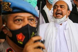 Hal ini mencerminkan sifat wali allah yang sesungguhnya. Habib Rizieq Ditendang Polisi Ini Penjelasan Refly Harun Republika Online