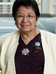 Loretta Rosales's Instagram, Twitter & Facebook