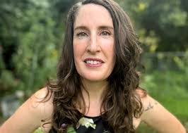 Katrina Larsen's Instagram, Twitter & Facebook