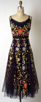 The Met 1940s Cocktail Dress Hattie Carnegie Inc American Beautiful Dresses Vintage Dresses 1940s Dresses