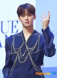 Member of boy band astro. Astro S Cha Eunwoo Talks About The Joy Of Pursuing Both Acting And Singing Kkuljaem ì¢ì