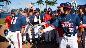 Behind the scenes of a porn photoshoot Watch Photoshoot