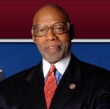 TMSL hosts Portrait Unveiling Ceremony and Reception for Former Dean and  Professor of Law Dannye R. Holley