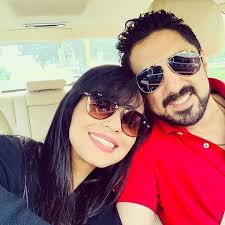 Clamo a nuestro Abba Kadosh para que te conceda muchos años más de vida  amado mío, te bendiga y guarde siempre!!! Cada segundo es mejor si estoy a  tu lado... cómo cordón