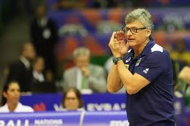 Renan vem focando em um novo estilo de vida para poder voltar rapidamente a sua rotina normal comandando a amarelinha dentro das quadras. Covid 19 Coach Of The Brazilian Volleyball Team Renan Dal Zotto Is Extubated And His Condition Is Stable Prime Time Zone Sports Prime Time Zone