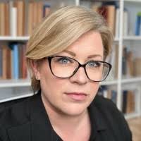 300+ "Ema Hunter" profiles