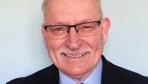 Seafarer' sails through dark waters