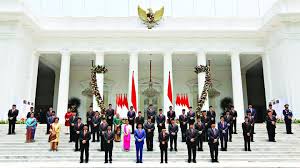 Suprastruktur dan infrastruktur politik ini merupakan rangkumna dari 2 artikel saya sebelumnya yang membahas lebih rinci tentang suprastruktur politik dan juga infrastruktur politik.salah satu tujuan dari membuat artikel ini ialah membantu tugas sekolah juga mengedukasi pembaca tentang suprastruktur dan infrastruktur. Melemahnya Infrastruktur Politik Kita Kolom Tempo Co