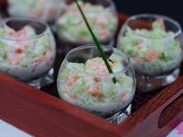 Verrine De Saumon Fume Et Concombre Recette Ptitchef Recette Verrine Saumon Fume Verrine Saumon Recette