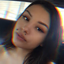 Brenda Mares's Instagram, Twitter & Facebook