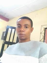 My eye the pain ni🙄🙄