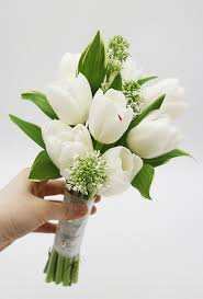 30 Prettiest Small Wedding Bouquets To Have And To Hold Small Wedding Bouquets Simple Wedding Bouquets Small Bridal Bouquets