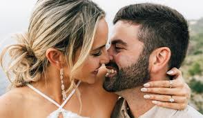 Leslie Wood and AJ Williams' Wedding Website