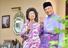 This is a malay name; Viral Ex Malaysian Prime Minister Mahathir Mohamad Is Now On Tiktok Pm Shared Video With Wife For 64th Anniversary Tech Times