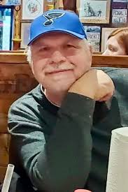 Coal Grove Class of 1959 Larry Stapleton He was born February 25, 1941 at  his home place in Ironton, Ohio. The son of the late Willis and Mary Kelly  Stapleton. He is