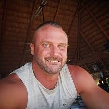 Marci Armstrong's Instagram, Twitter & Facebook